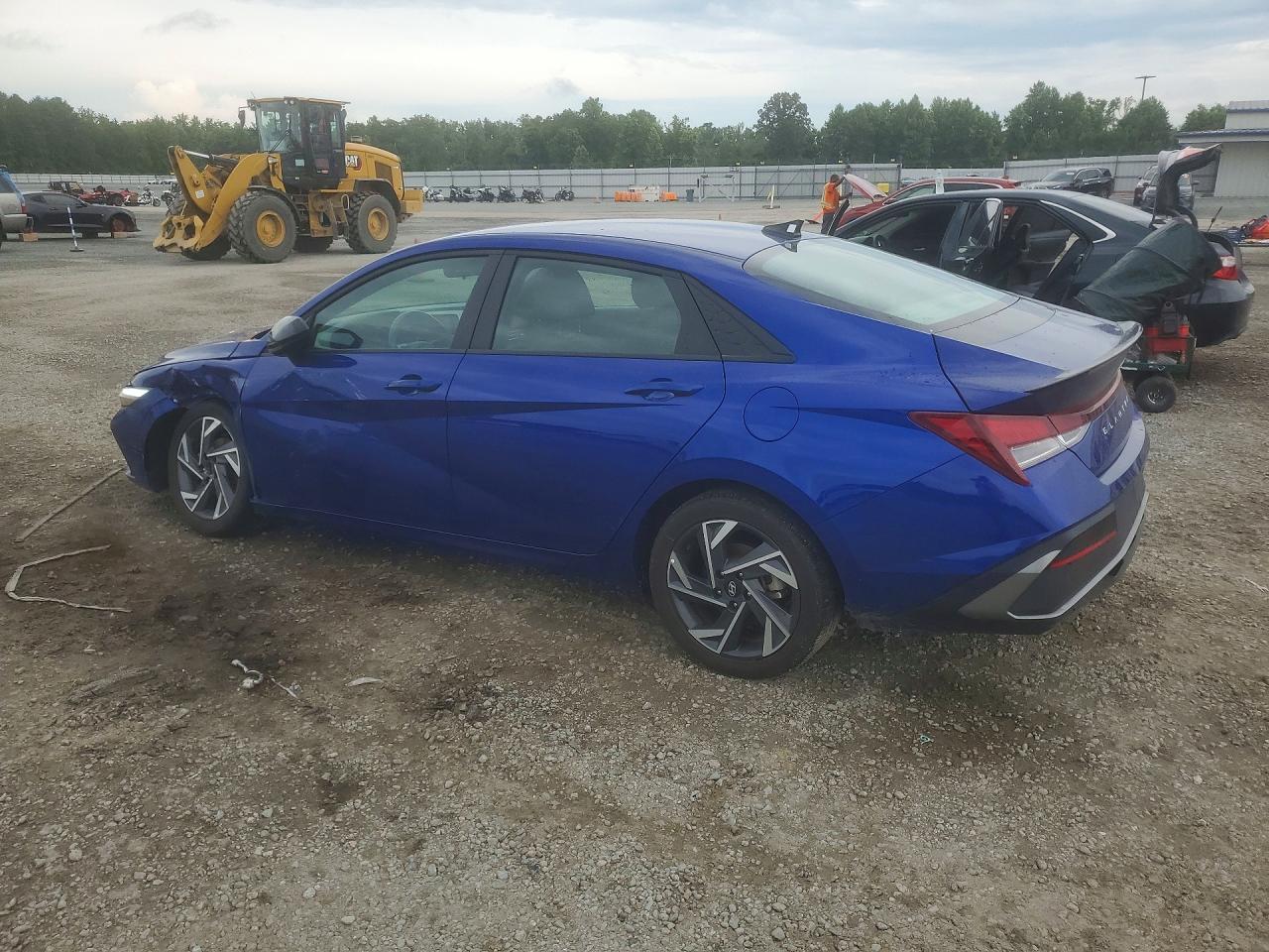 2025 Hyundai Elantra Sel Sport - Фото 2