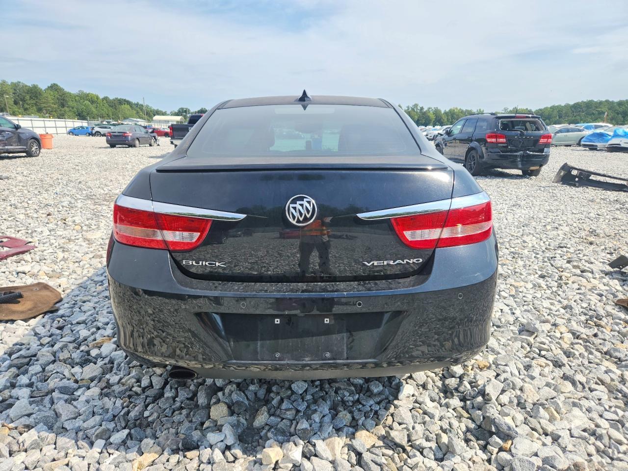2016 Buick Verano Sport Touring - Image 6