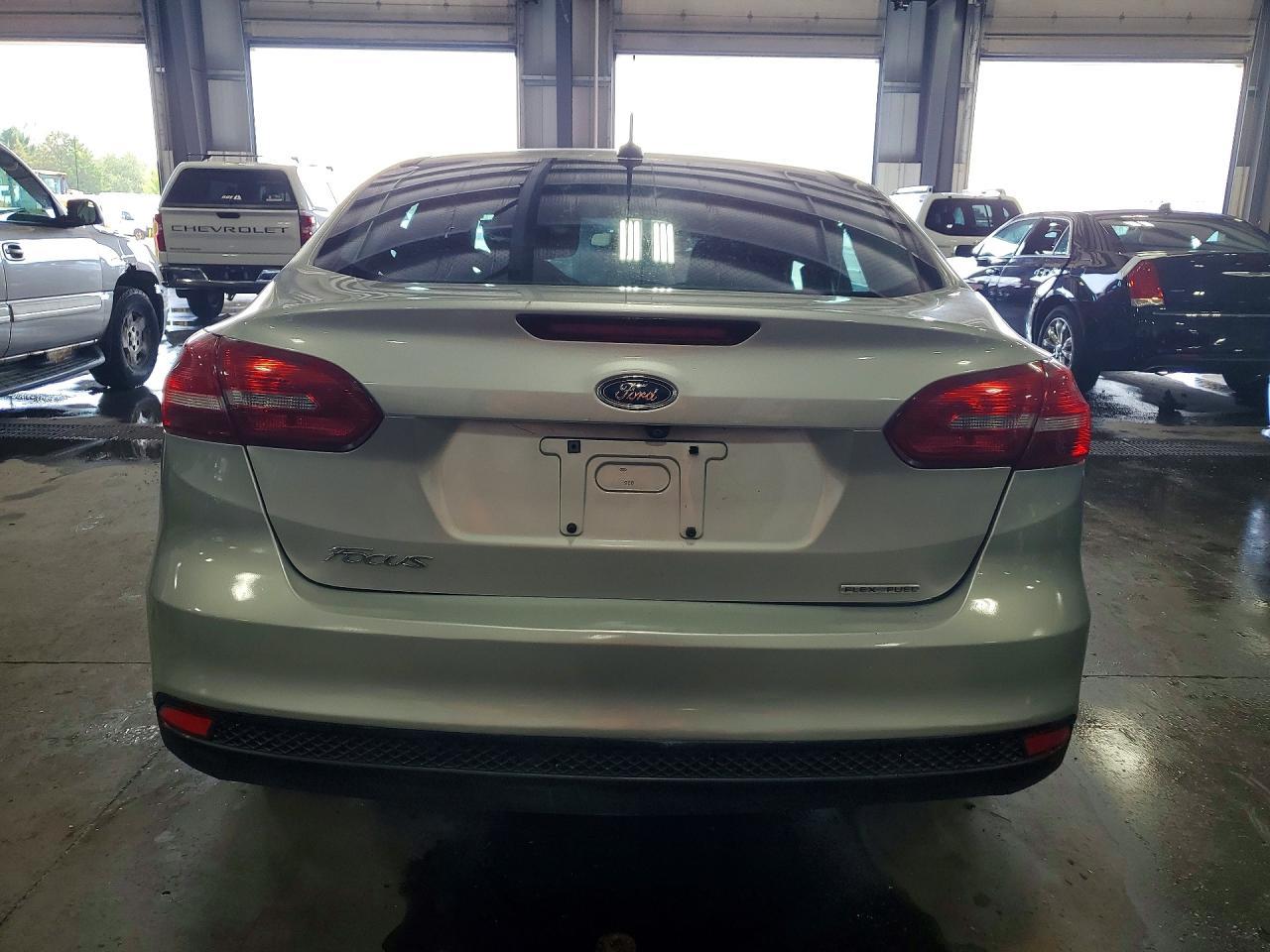 2016 Ford Focus S - Фото 6