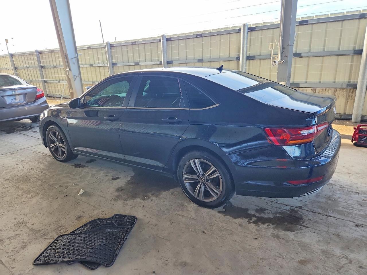 2019 Volkswagen Jetta S - Фото 2