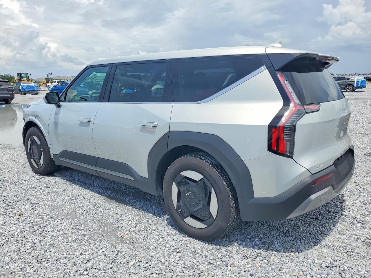 2026 Kia Ev9 Light - Фото 2