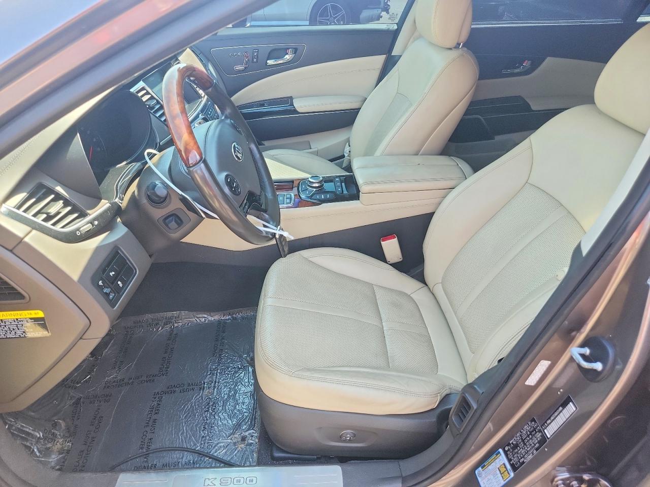 2016 Kia K900 Luxury V6 - Image 7