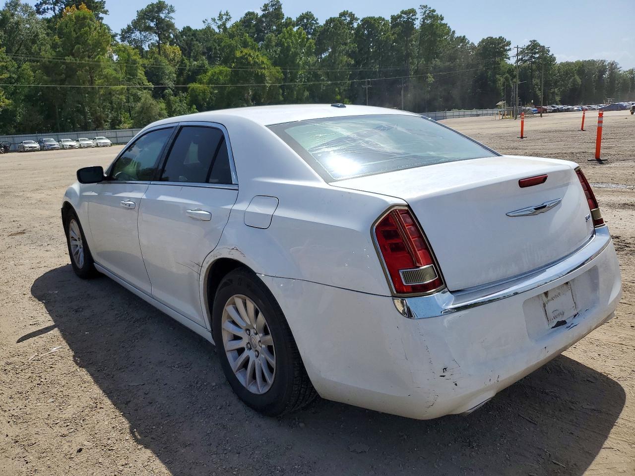 2014 Chrysler 300 - Фото 2