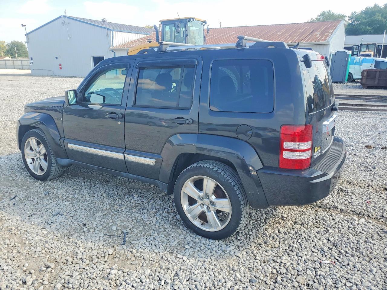 2012 Jeep Liberty Jet - Image 2