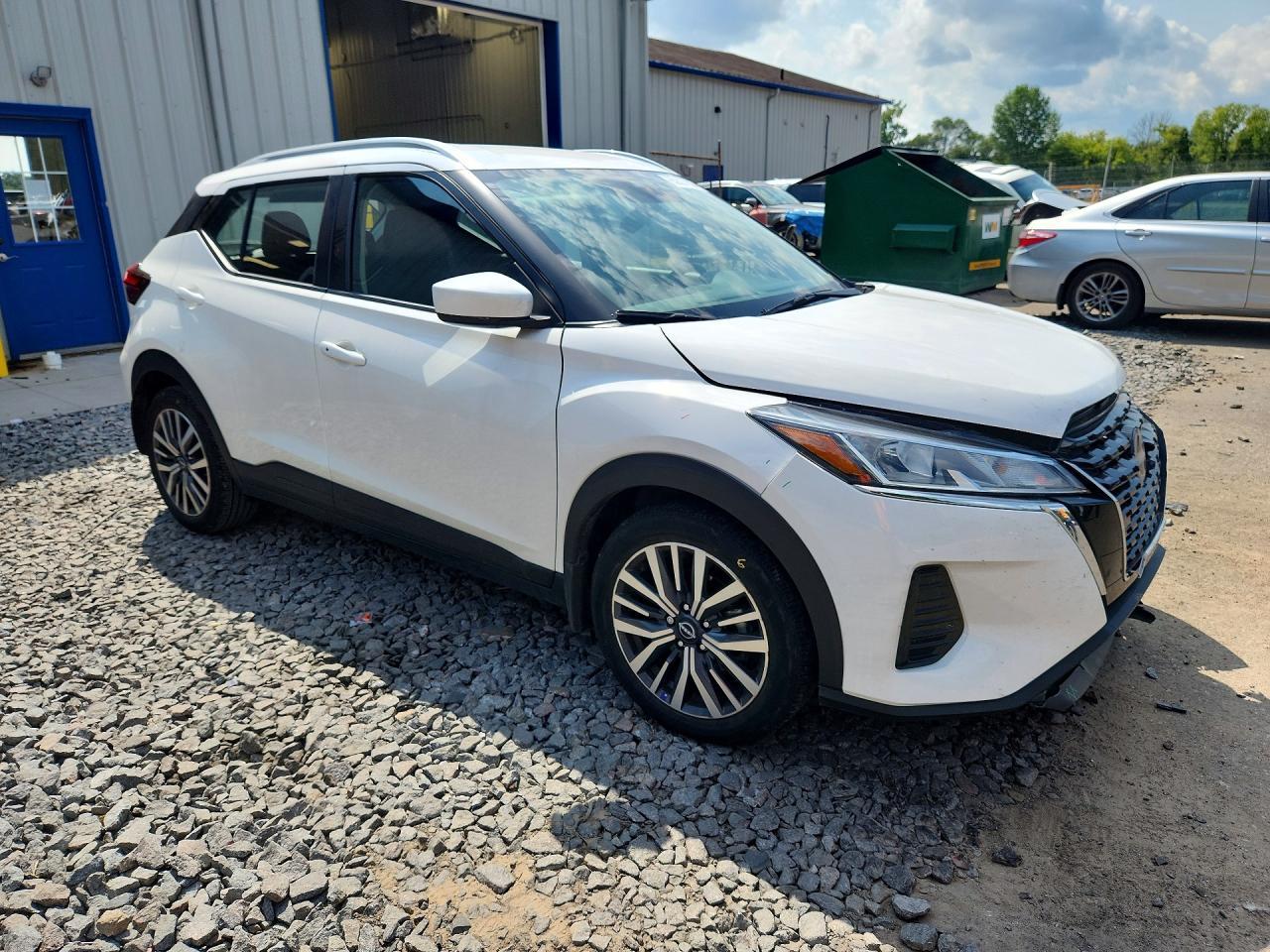 2023 Nissan Kicks Sv - Image 4