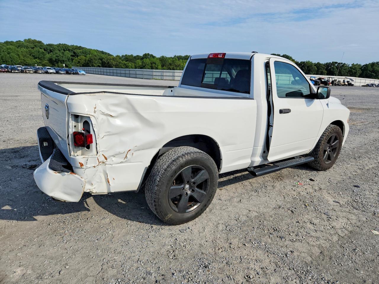2012 Dodge Ram 1500 St - Фото 3