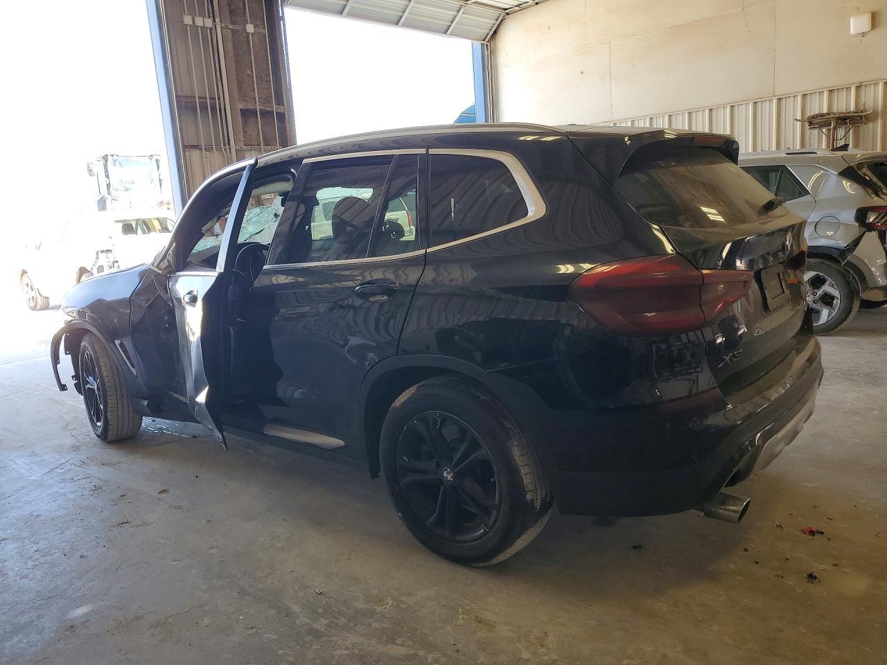 2019 BMW X3 Sdrive30I - Фото 2