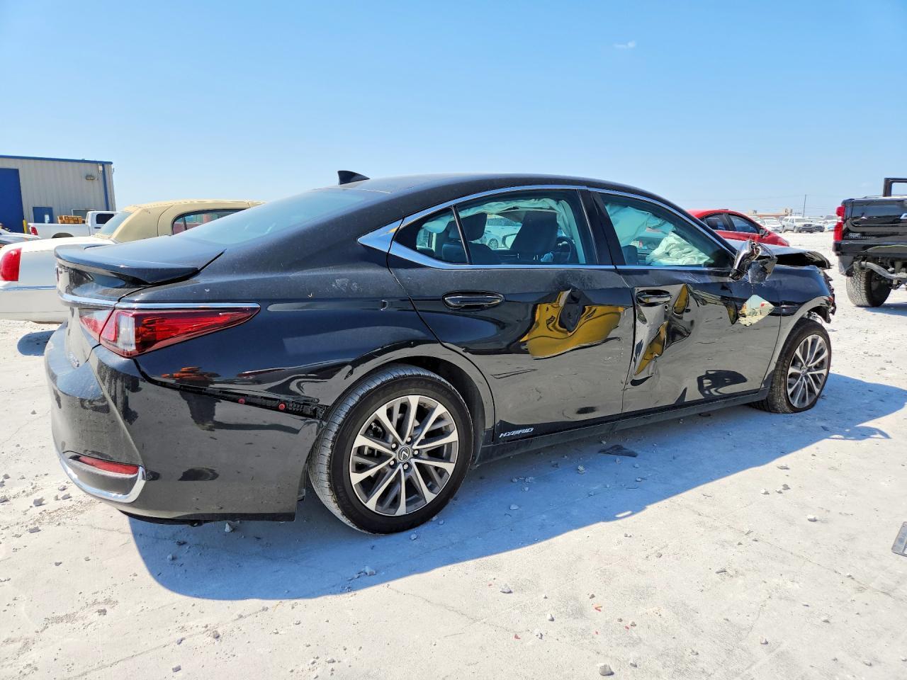 2022 Lexus Es 300H Base - Фото 3