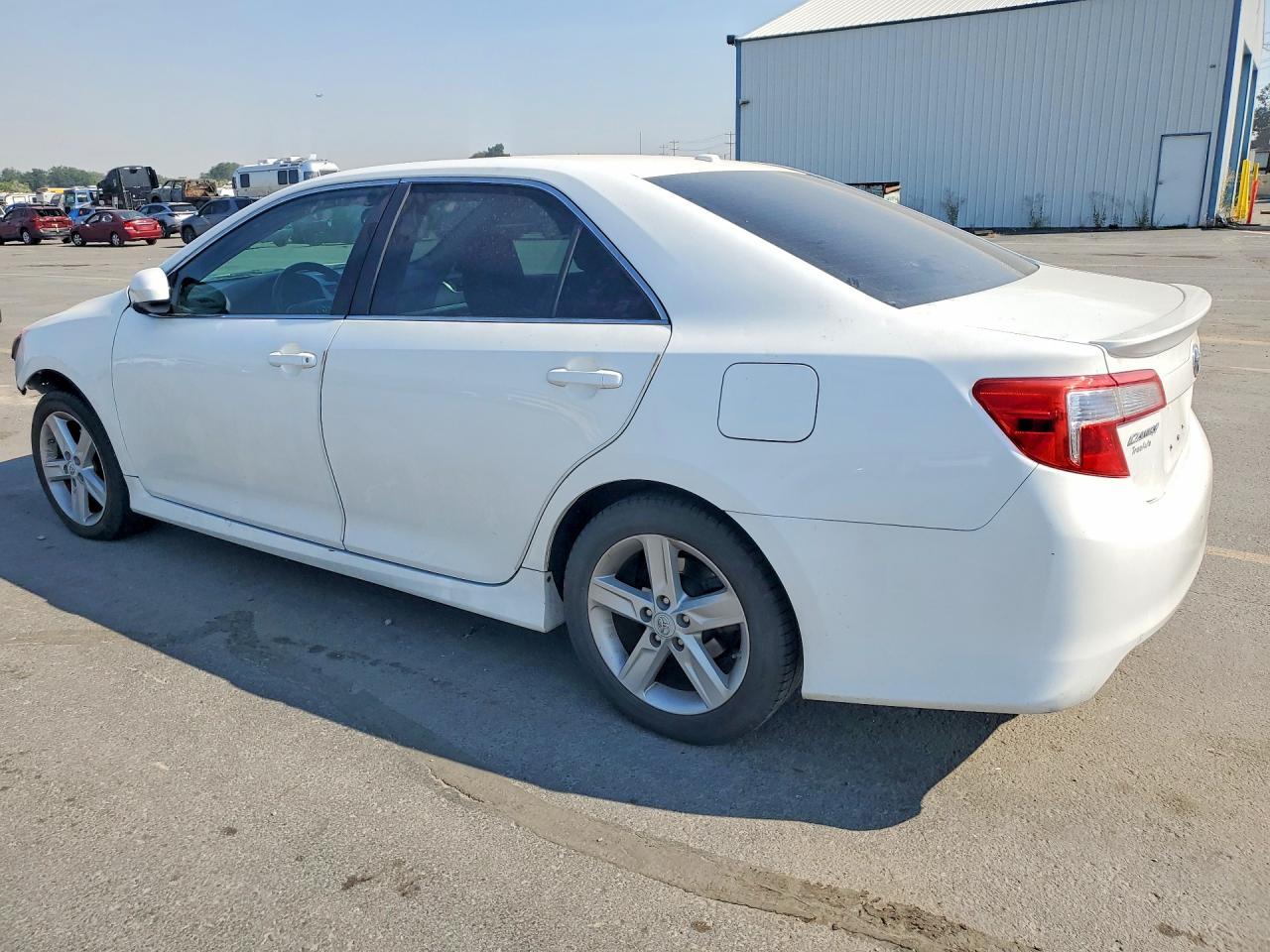 2012 Toyota Camry Se - Фото 2