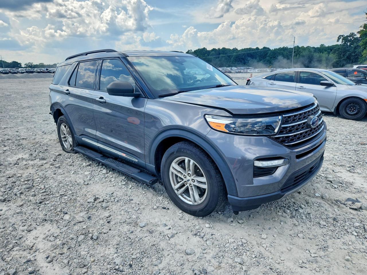 2022 Ford Explorer Xlt - Фото 4