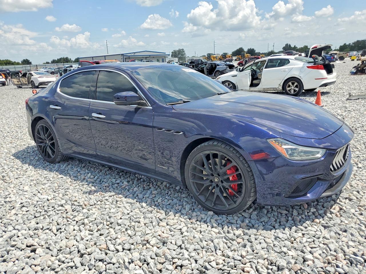 2018 Maserati Ghibli S - Фото 4