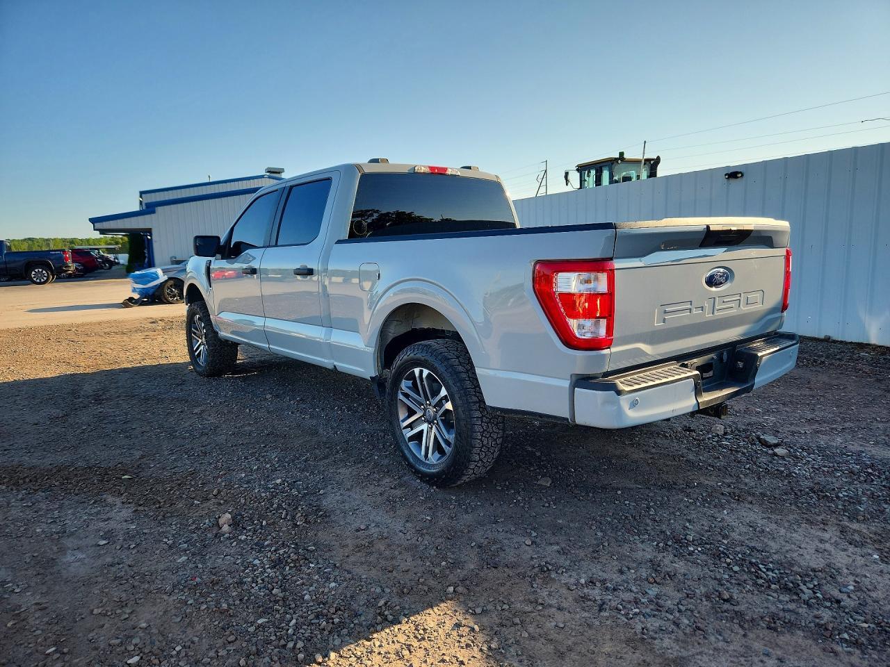 2023 Ford F150 Supercrew - Фото 2