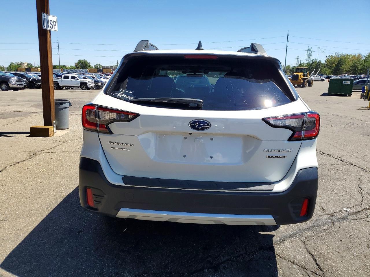 2020 Subaru Outback Premium - Фото 6