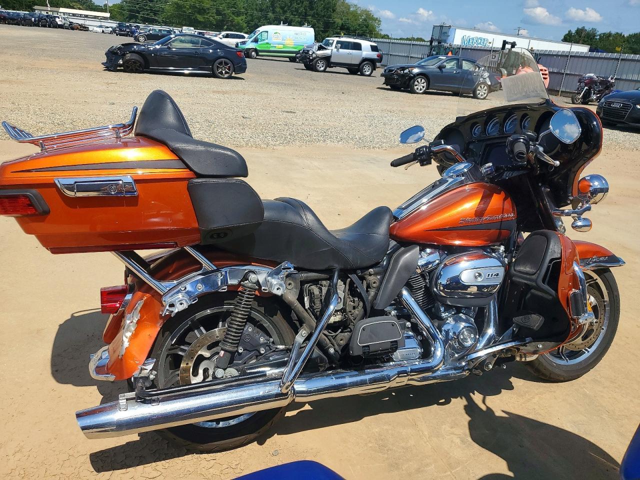 2019 Harley-Davidson Flhtk
