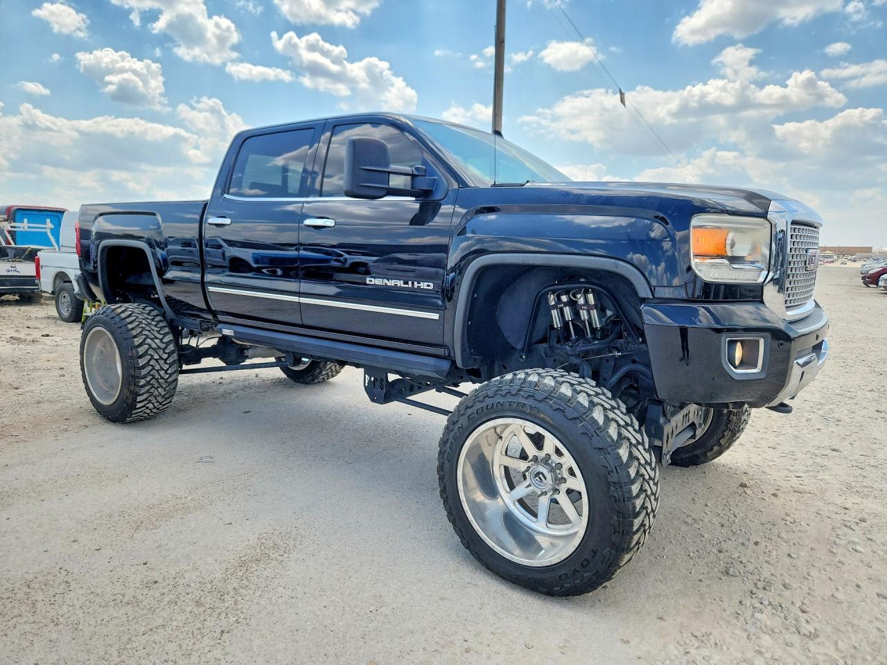 2015 GMC Sierra K2500 Denali - Фото 4