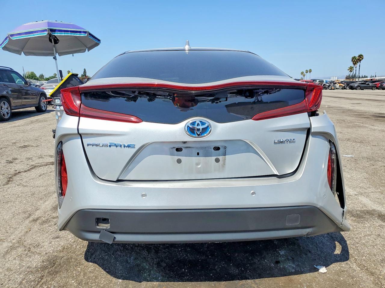 2021 Toyota Prius Prime Limited - Image 6