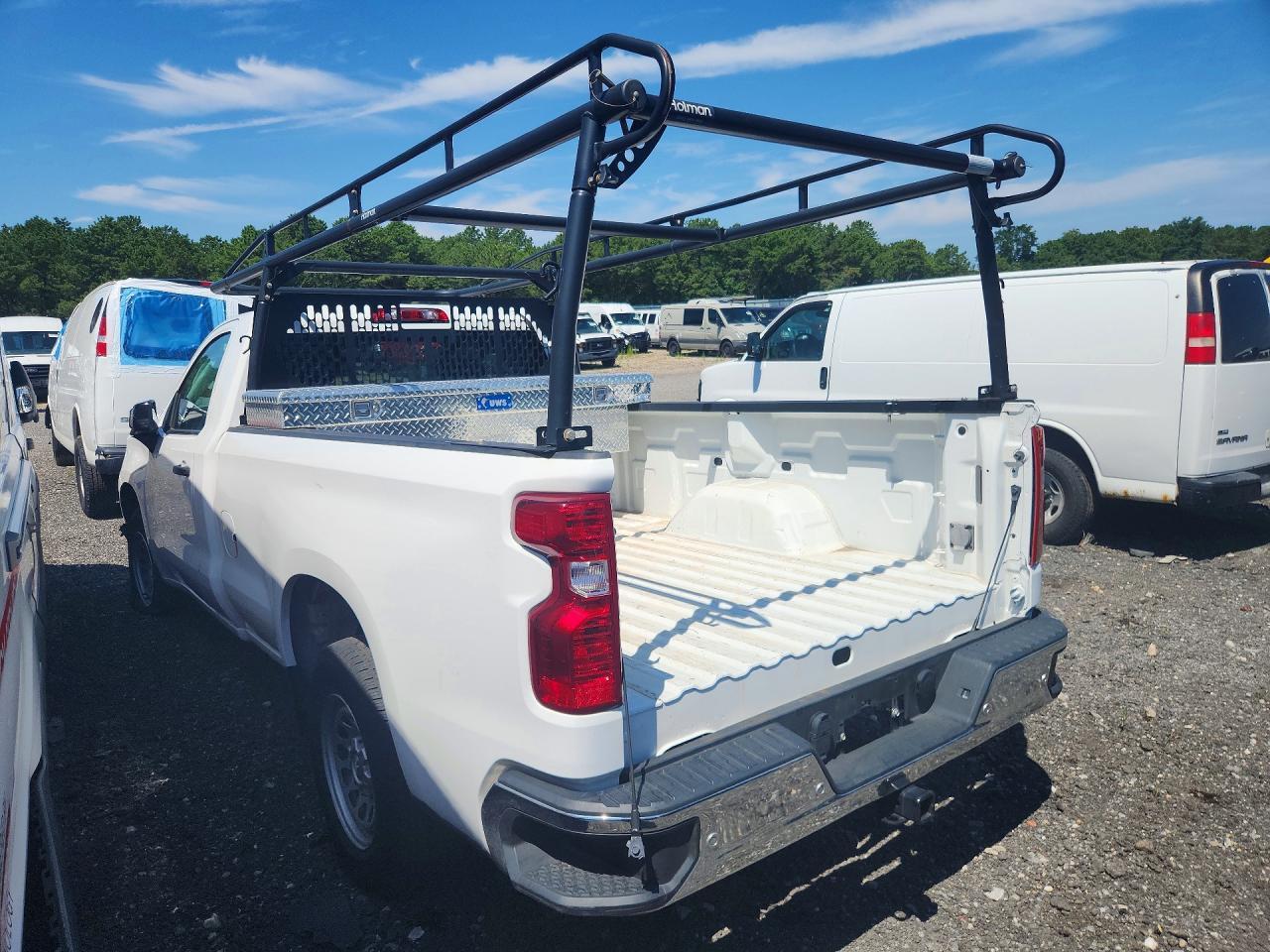2022 Chevrolet Silverado C1500 - Image 2
