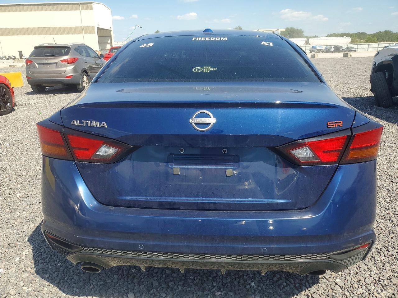 2023 Nissan Altima Sr - Фото 6