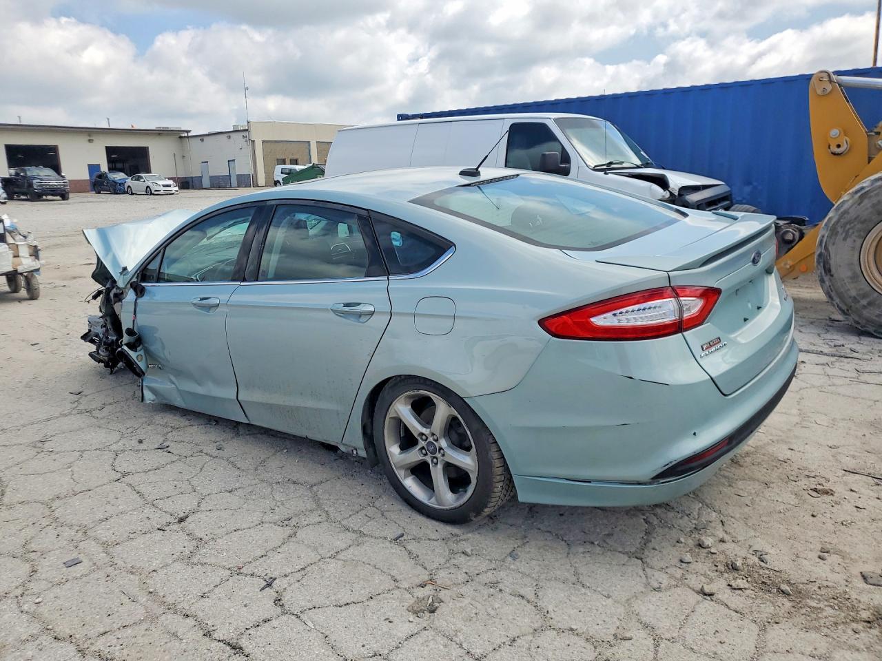 2013 Ford Fusion Se Hybrid - Фото 2