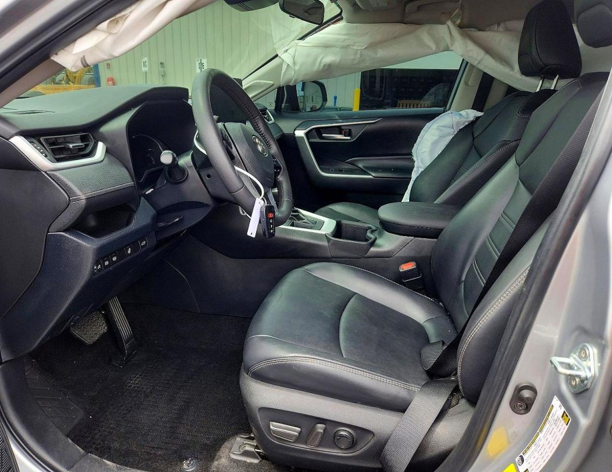 2023 Toyota Rav4 Xle Premium - Image 7