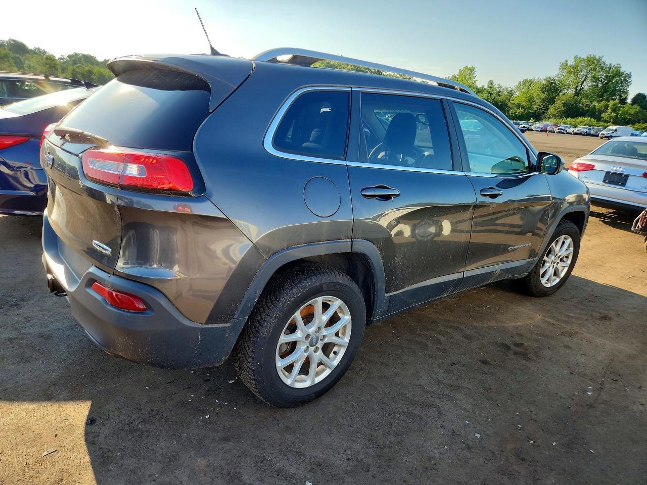 2014 Jeep Cherokee Latitude - Фото 3
