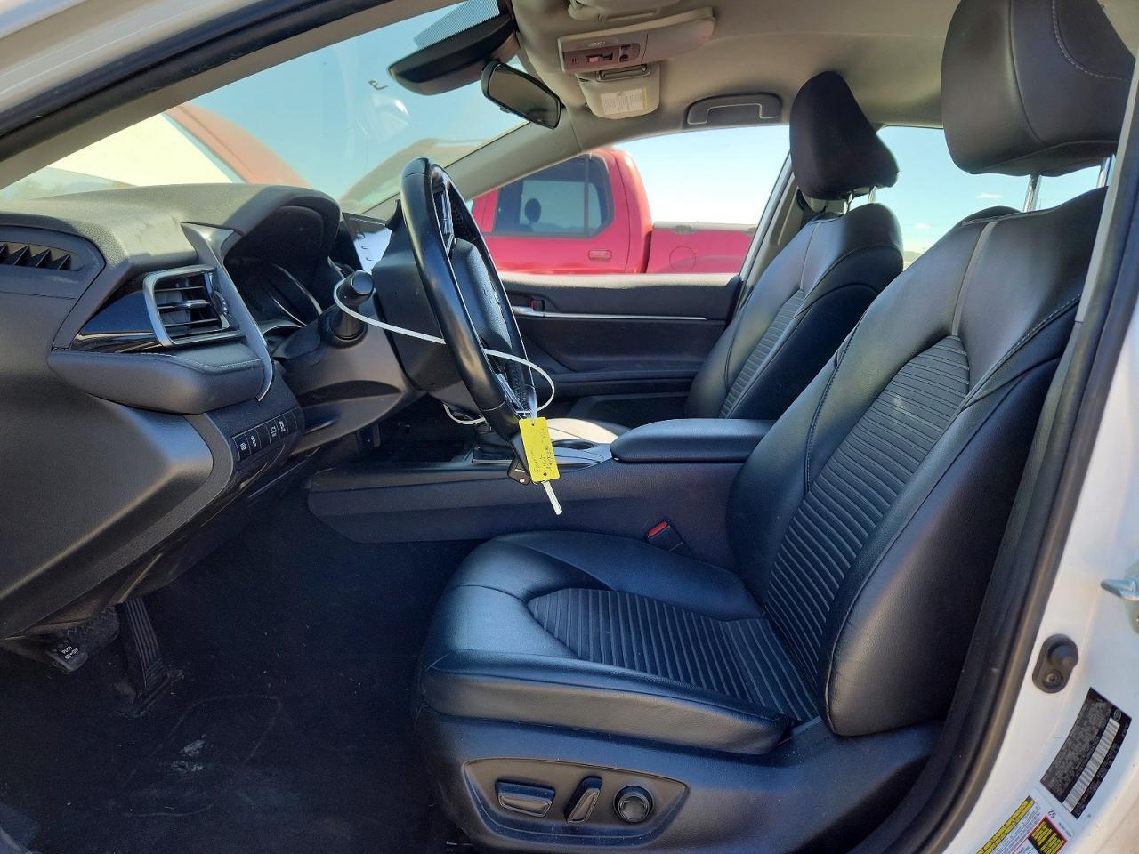 2021 Toyota Camry Se - Фото 7