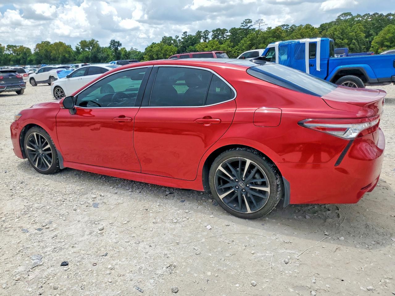 2019 Toyota Camry Xse - Фото 2