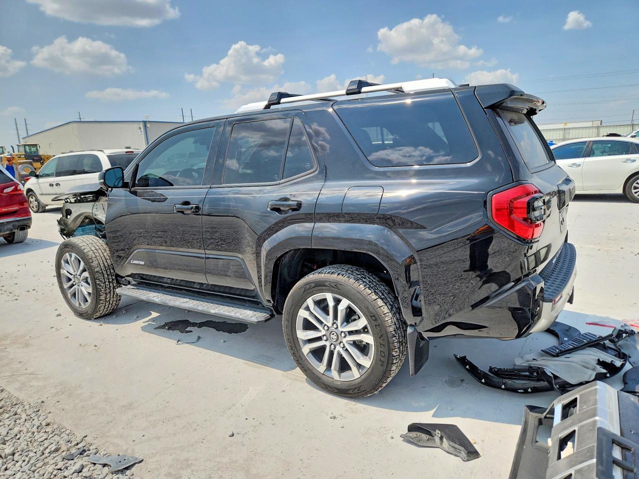 2025 Toyota 4Runner Limited - Фото 2
