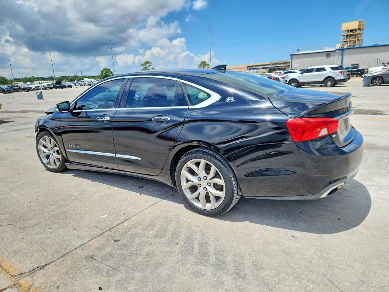 2015 Chevrolet Impala Ltz - Image 2