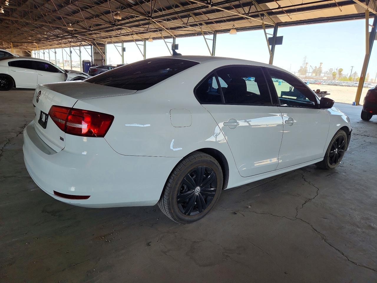 2015 Volkswagen Jetta Tdi - Image 3