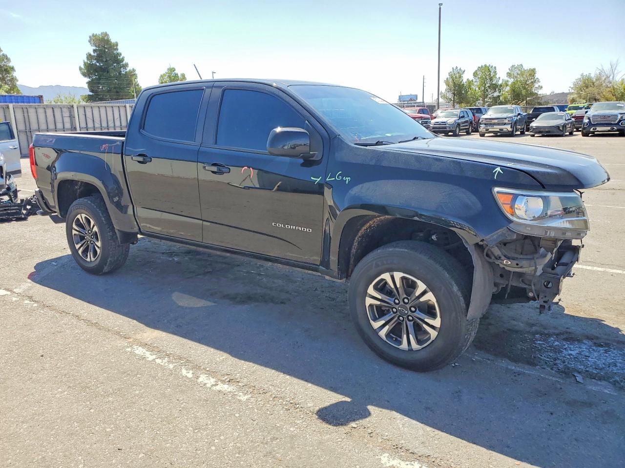 2022 Chevrolet Colorado Z71 - Фото 4