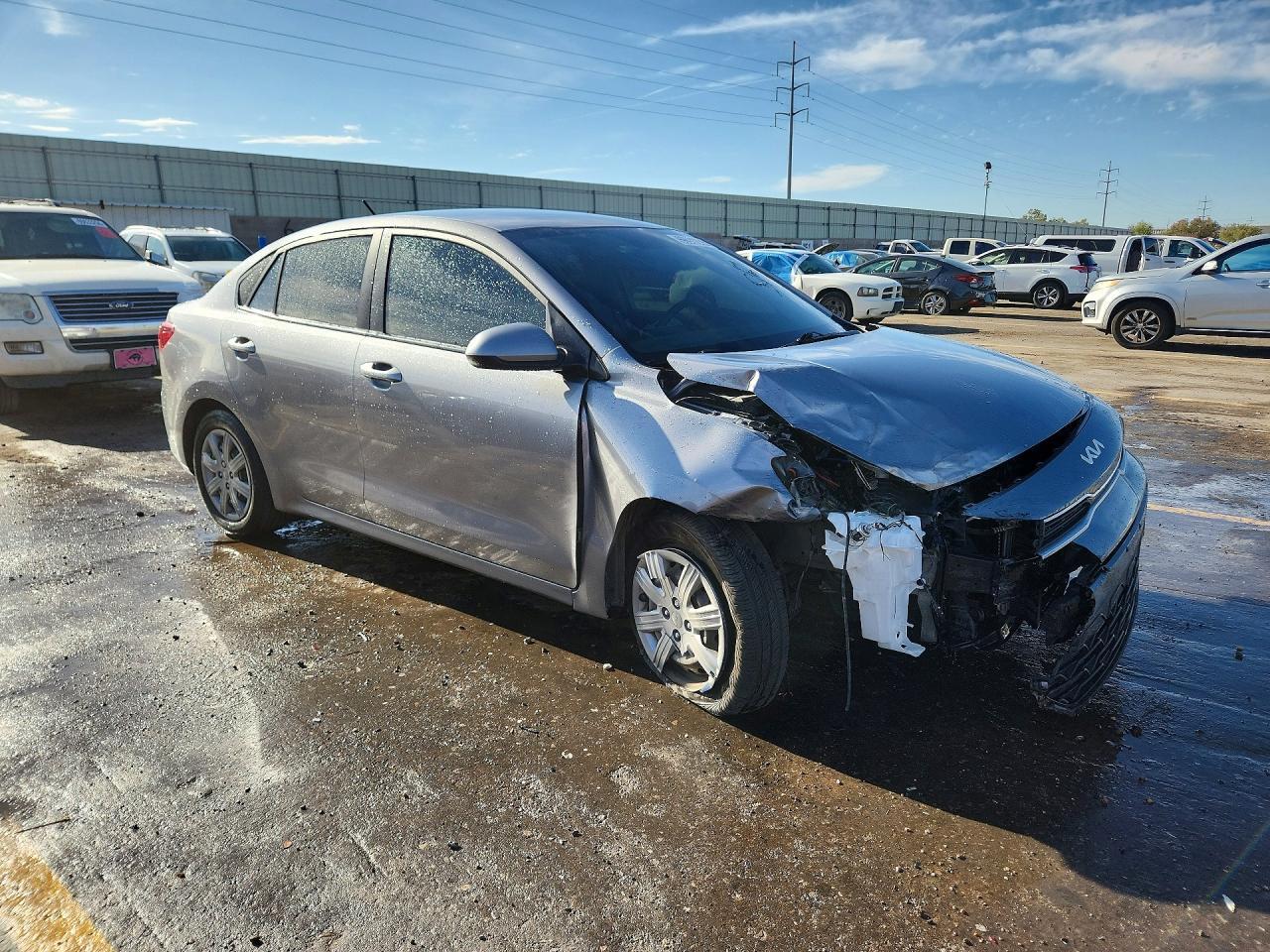 2022 Kia Rio S - Фото 4