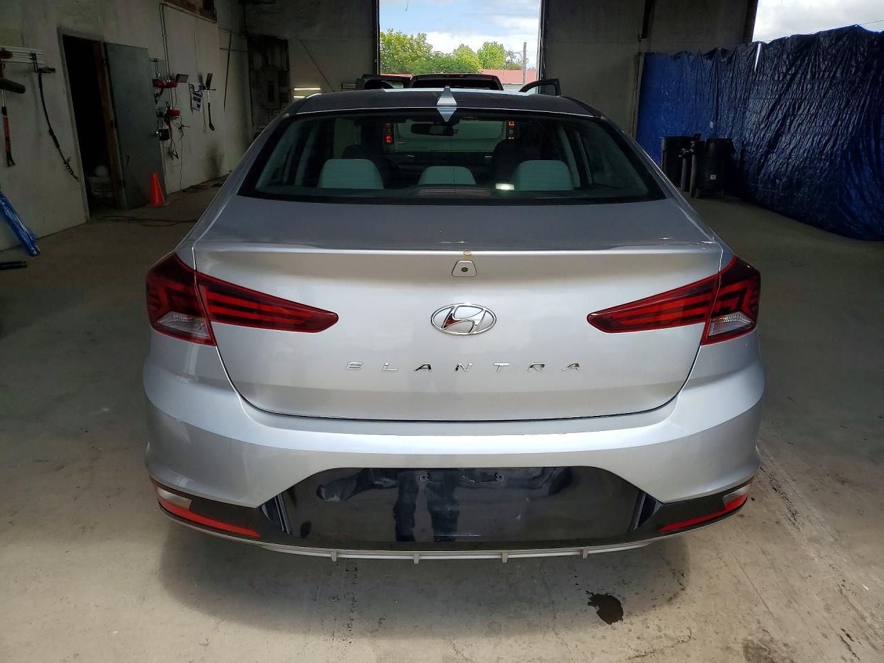 2020 Hyundai Elantra Sel - Фото 6