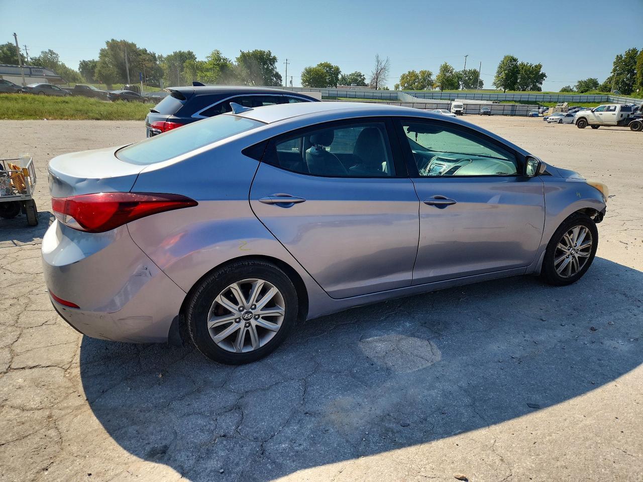 2015 Hyundai Elantra Se - Фото 3