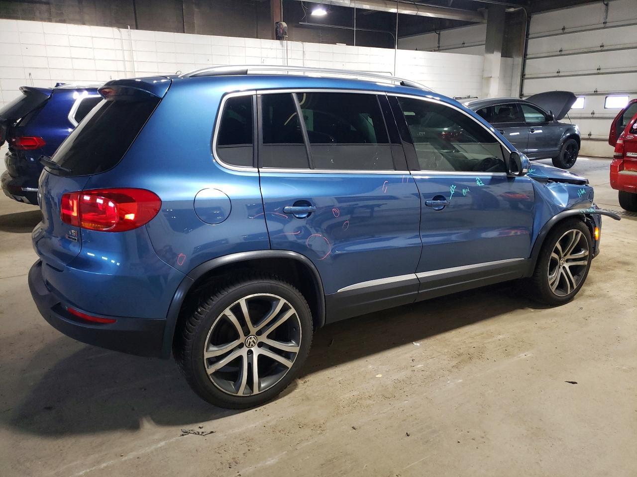 2017 Volkswagen Tiguan Sel - Фото 3