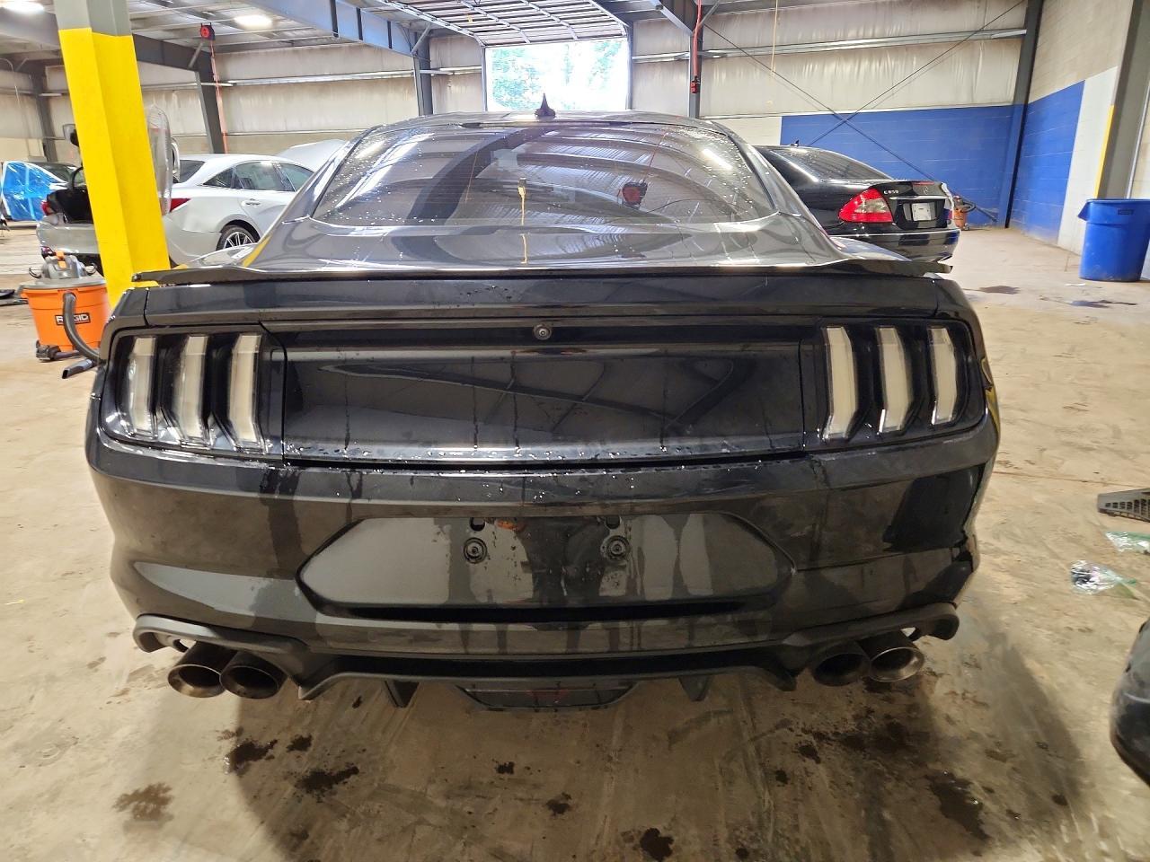 2022 Ford Mustang Gt - Image 6