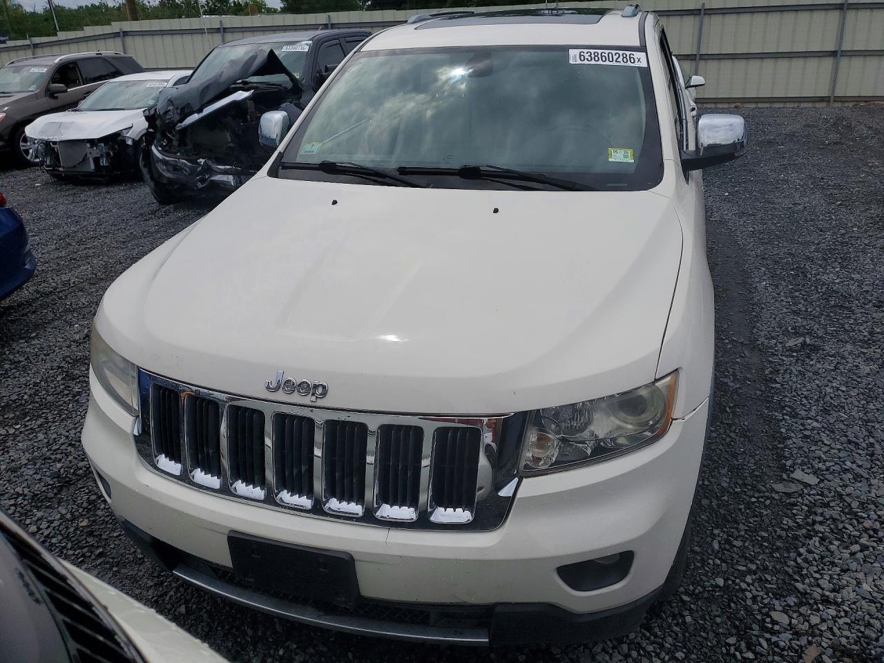 2011 Jeep Grand Cherokee Limited - Image 5