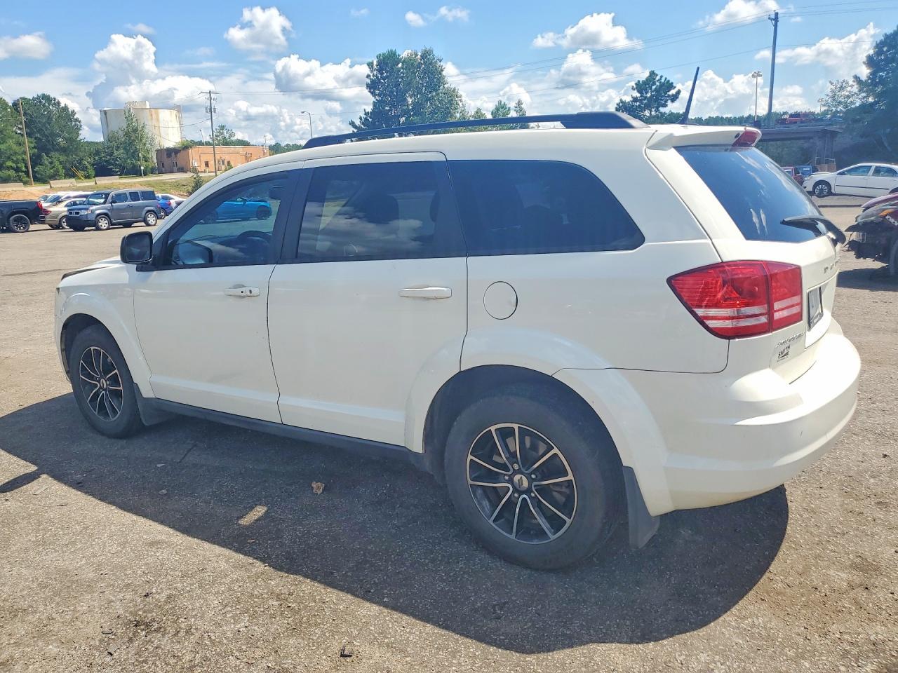 2018 Dodge Journey Se - Фото 2