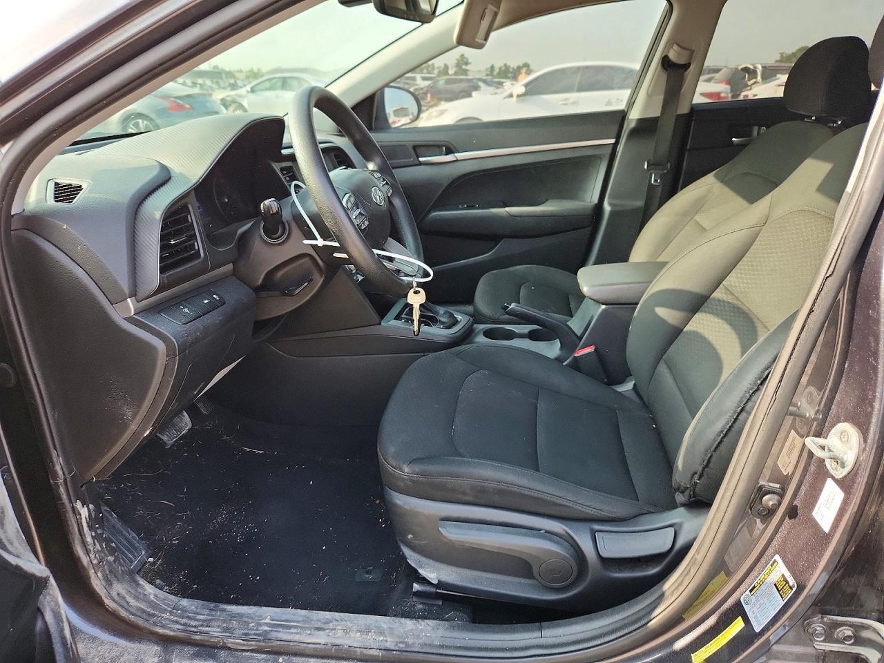 2020 Hyundai Elantra Se - Фото 7