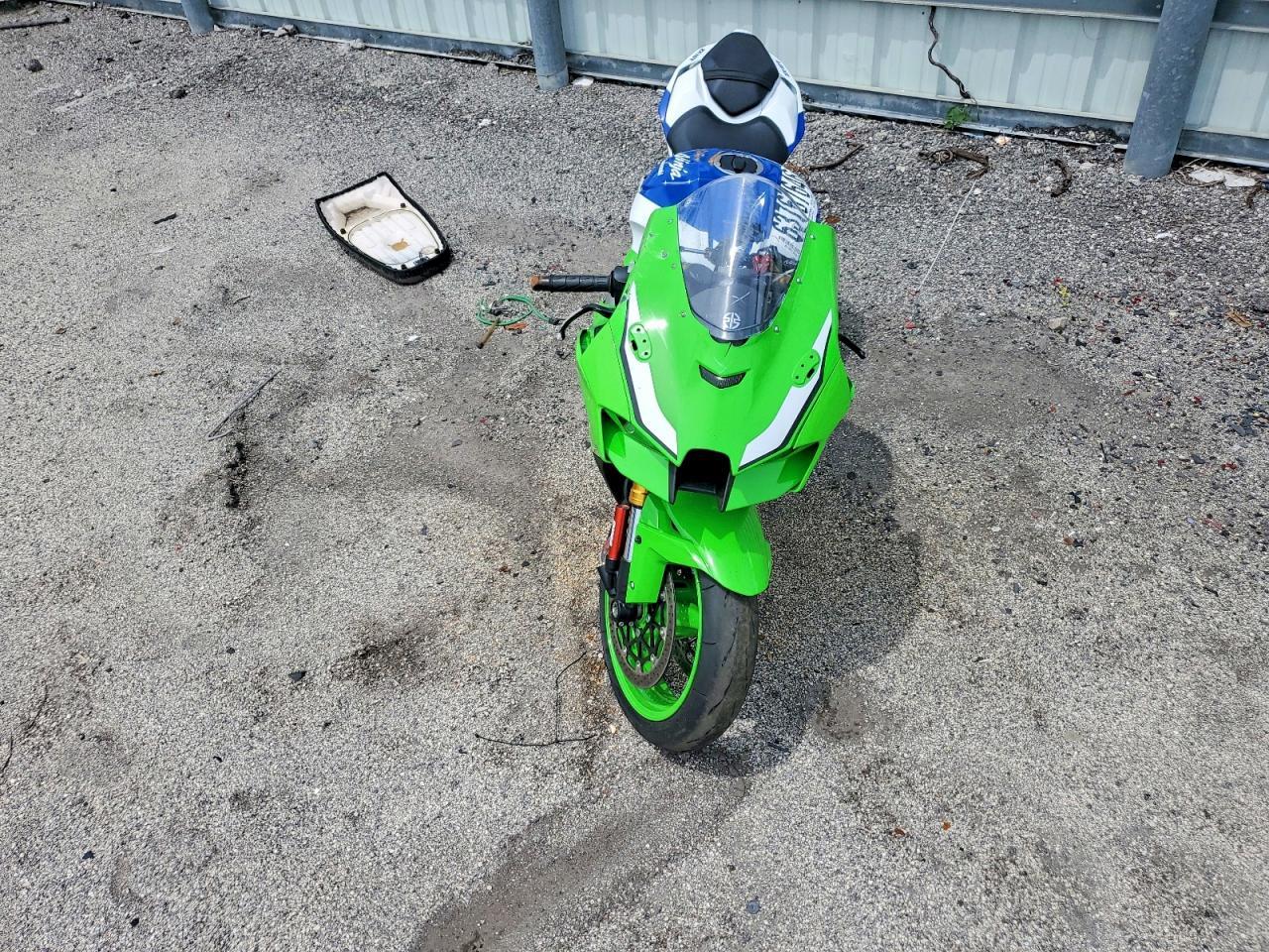 2024 Kawasaki Zx1002 L - Image 5