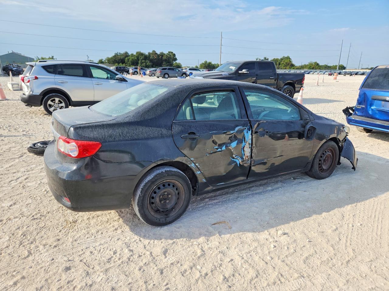 2012 Toyota Corolla L - Фото 3