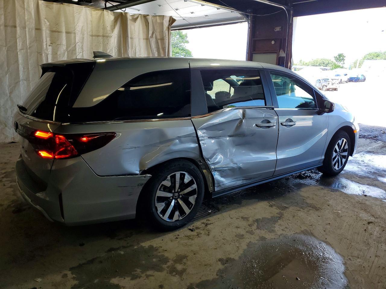 2026 Honda Odyssey Exl - Image 3