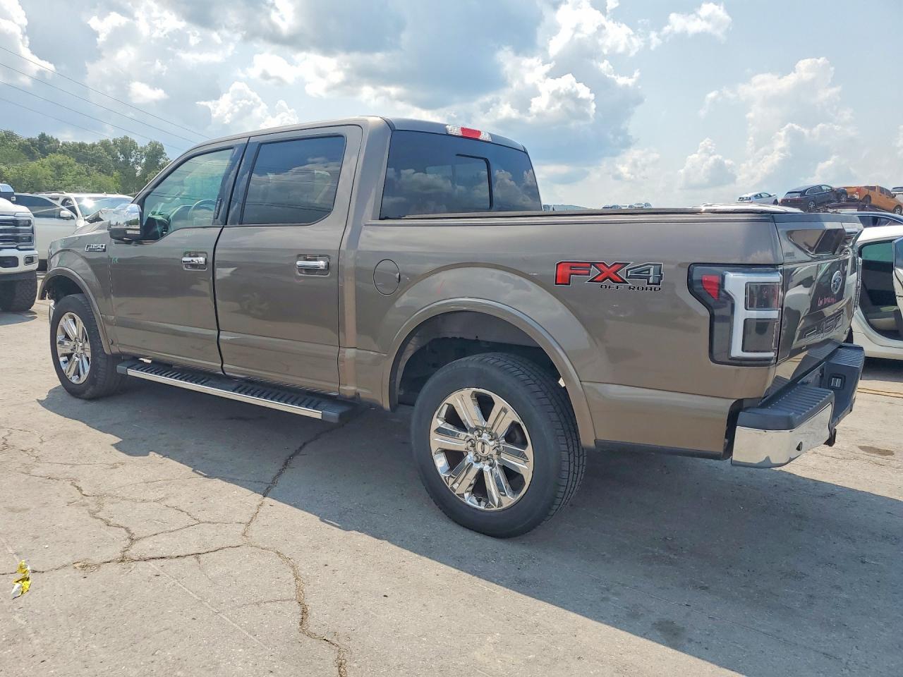 2018 Ford F150 Supercrew - Фото 2