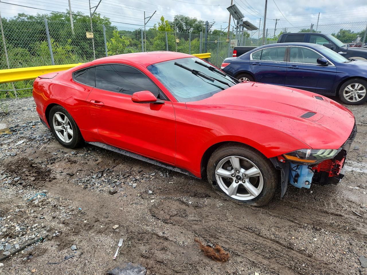 2018 Ford Mustang - Фото 4