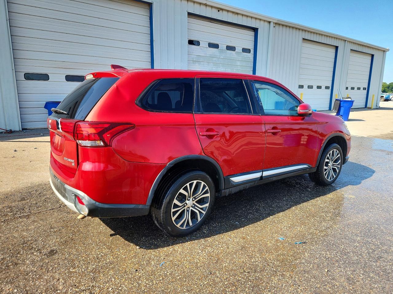 2018 Mitsubishi Outlander Se - Фото 3