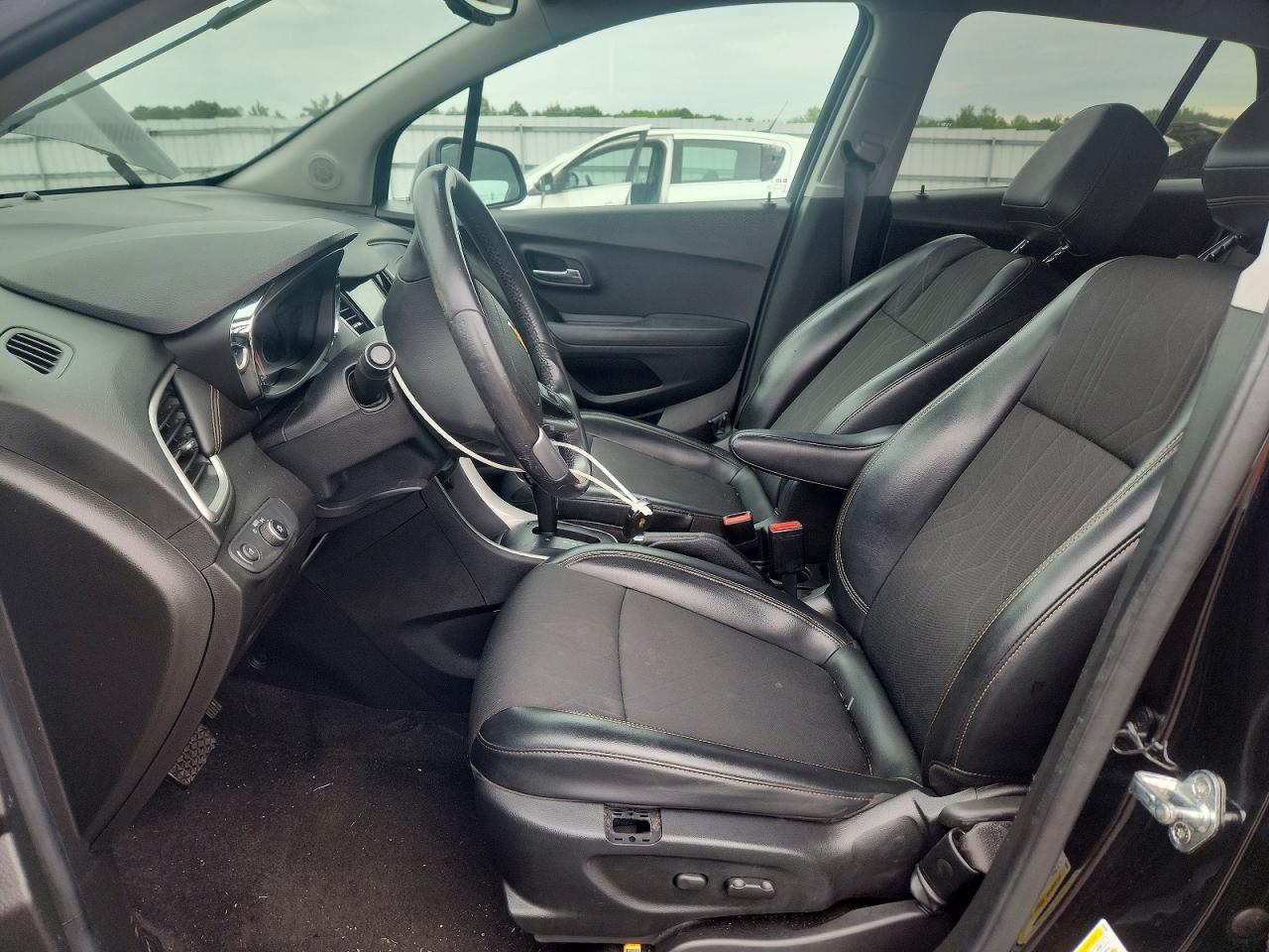 2019 Chevrolet Trax 1Lt - Image 7