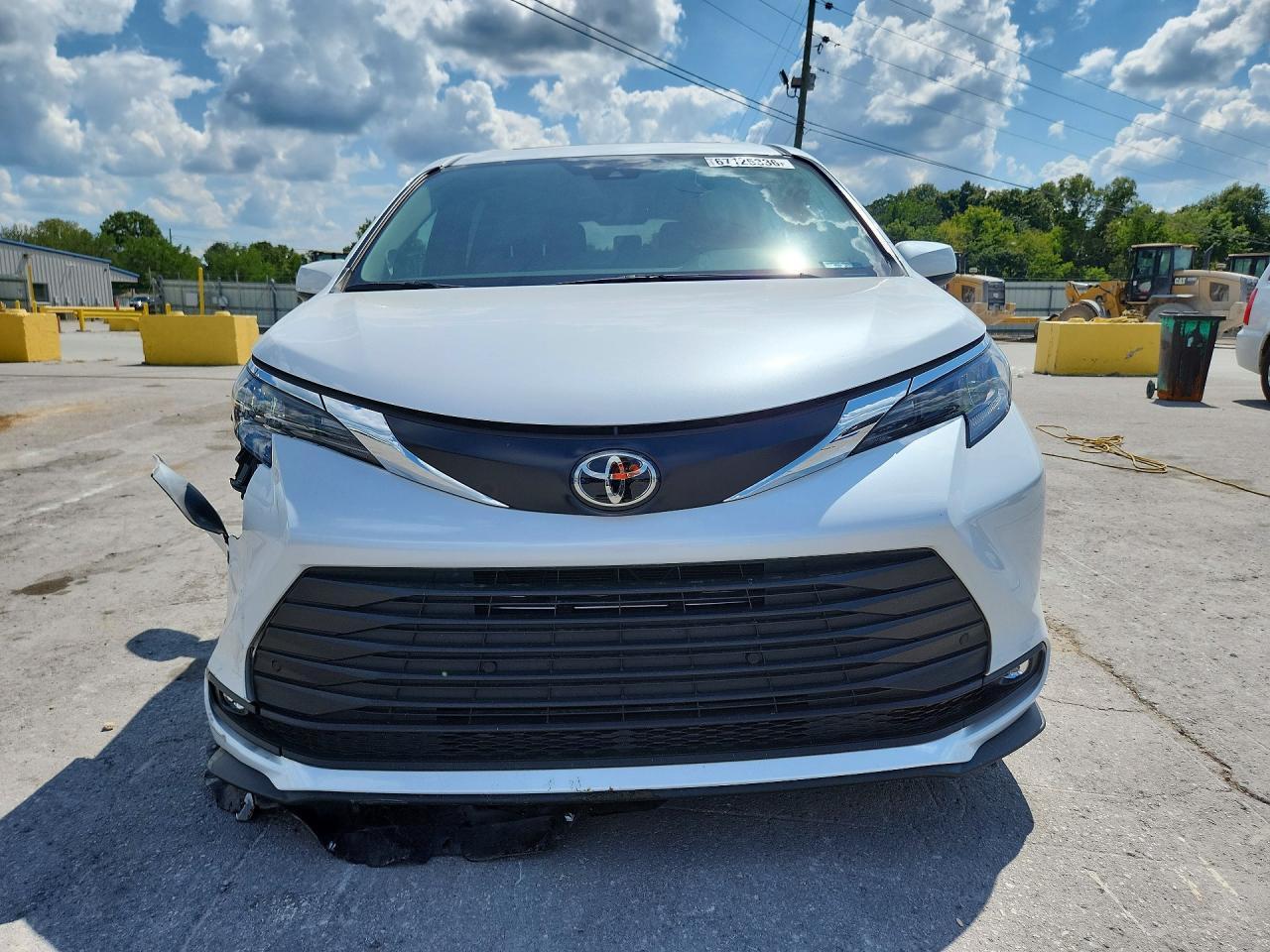 2026 Toyota Sienna Xle 8-Passenger - Фото 5