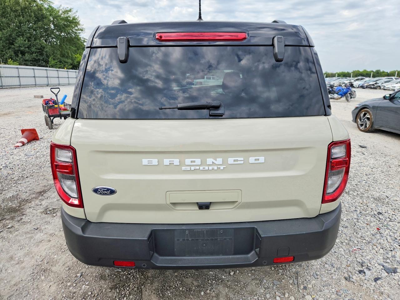 2024 Ford Bronco Sport Outer Banks - Фото 6