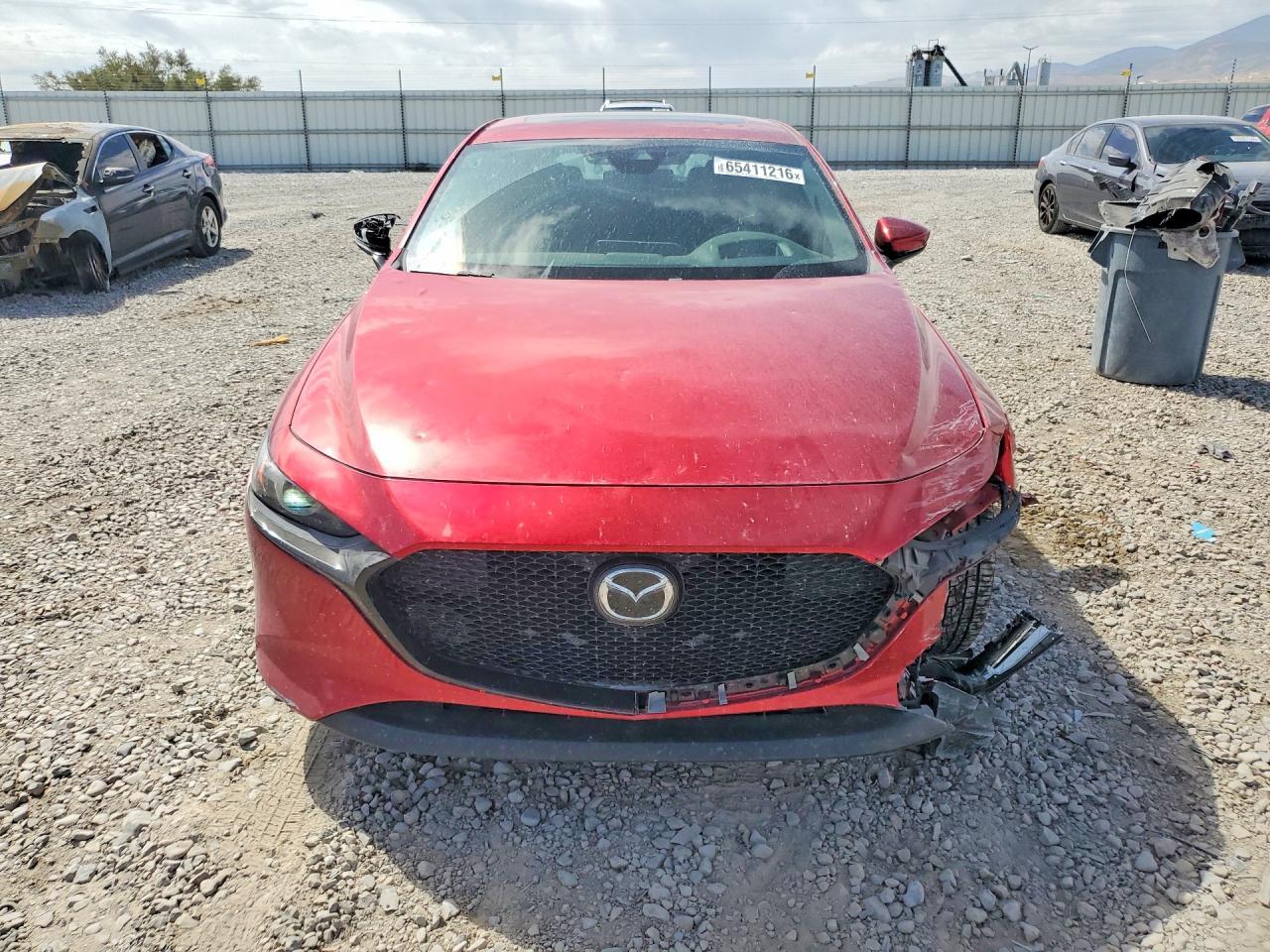 2019 Mazda 3 Premium - Фото 5