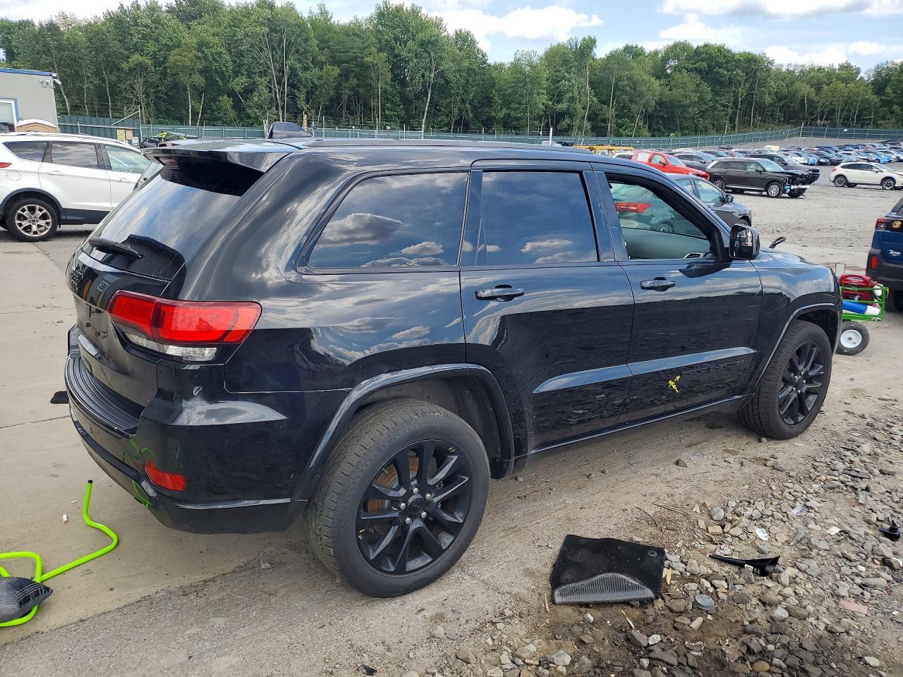 2018 Jeep Grand Cherokee Laredo - Фото 3